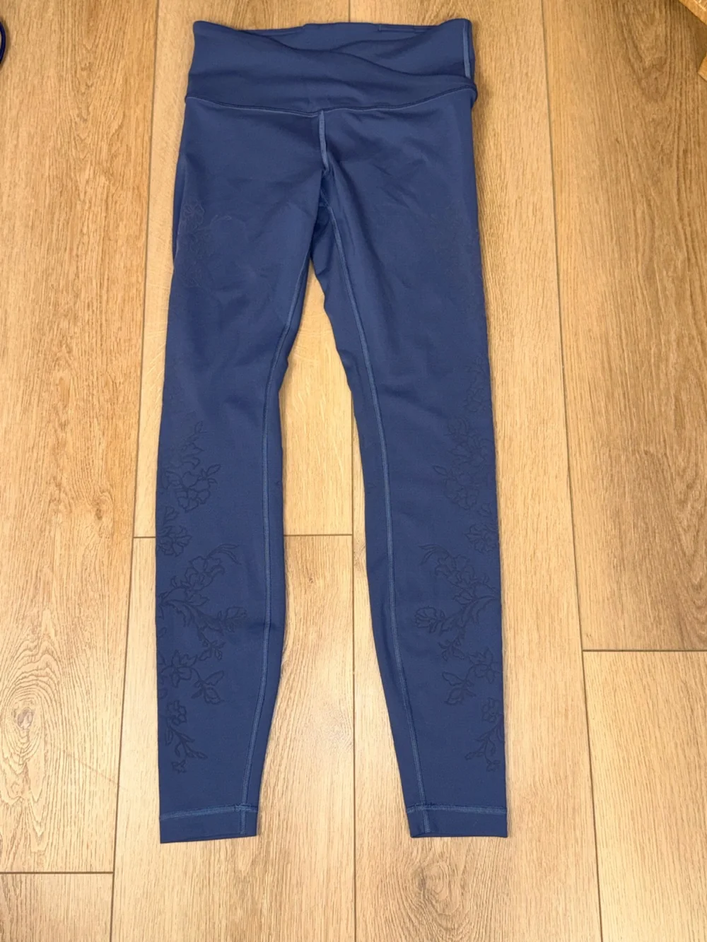Lululemon Always On High-Rise 28” Leggings Size 6 *Flocked Everlux Code Blue